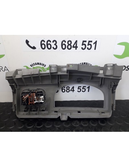 [97675] BOTONERA - OPEL VIVARO FURGÓN