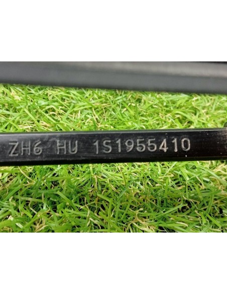 [96396] BRAZO LIMPIA - VOLKSWAGEN UP! (122) (01/2016 - 12/2018)