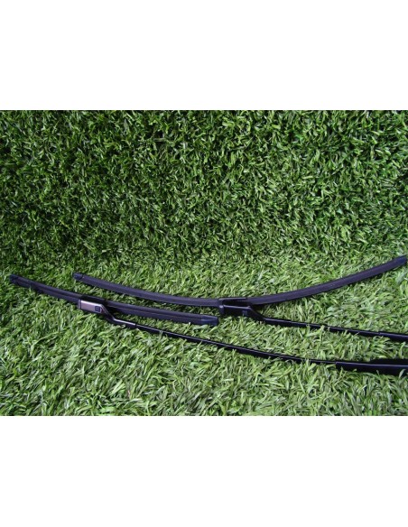 [94192] BRAZO LIMPIA - VOLKSWAGEN UP! (122) (01/2016 - 12/2018)