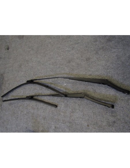 [93999] BRAZO LIMPIA - VOLKSWAGEN ARTEON (3H7) (01/2017 - 12/2020)