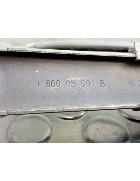 [97356] BRAZO LIMPIA DELANTERO DERECHO - RENAULT MASCOTT (01/2000 - 01/2006)