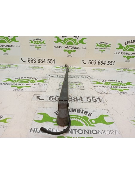 [92187] BRAZO LIMPIA DELANTERO IZQUIERDO - NISSAN CABSTAR 01.04 - (01/2004 - 01/2006)
