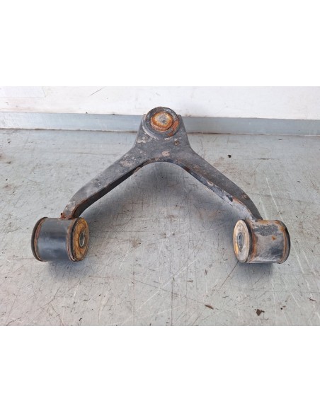 [103880] BRAZO SUSPENSION SUPERIOR DELANTERO DERECHO - IVECO DAILY FURGÓN (01/2014 - ...)