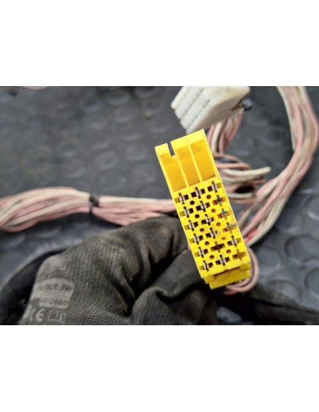 [102533] CABLEADO PUERTA DELANTERA IZQUIERDA - MAN MAN