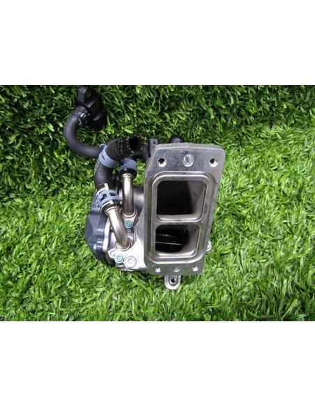 [93049] CAJA MARIPOSA - AUDI Q2 (GAB)