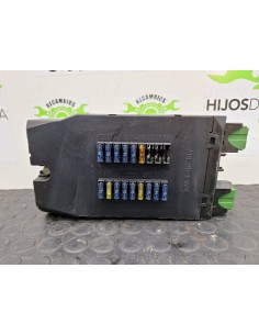 [100644] CAJA RELES / FUSIBLES - MERCEDES VITO CAJA...