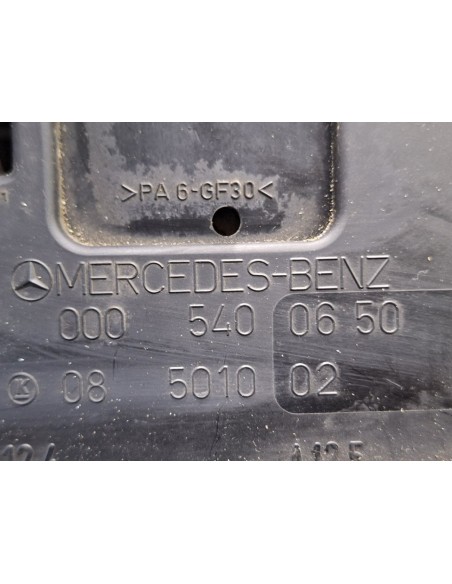 [100644] CAJA RELES / FUSIBLES - MERCEDES VITO CAJA CERRADA 6.03 -