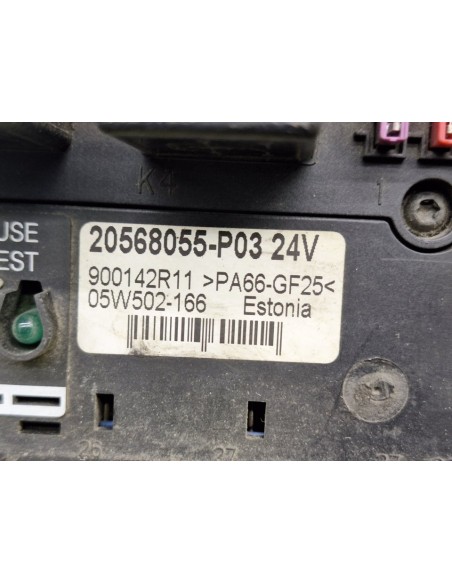 [99027] CAJA RELES / FUSIBLES - VOLVO FM XXX