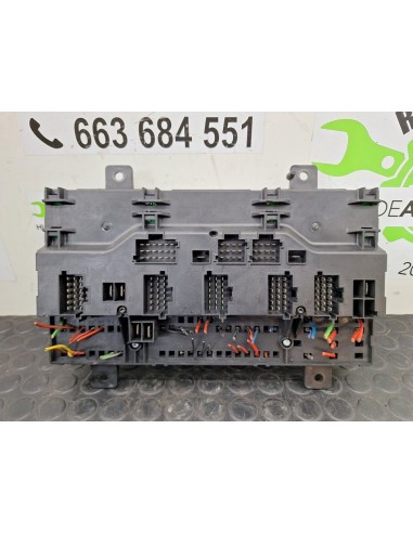 [100763] CAJA RELES / FUSIBLES - VOLVO FH 12...