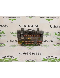 [91105] CAJA RELES / FUSIBLES - VOLVO FH 12 ASTA 2001 E2...