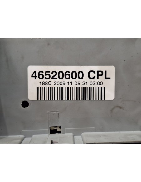 [101631] CAJA RELES / FUSIBLES - FIAT DOBLO