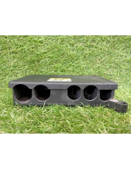 [96428] CAJA RELES / FUSIBLES - AUDI A8 (D2) (01/1994 - 01/1999)