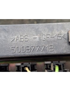 [102684] CAJA RELES / FUSIBLES - IVECO EUROCARGO TECTOR...