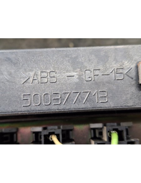 [102684] CAJA RELES / FUSIBLES - IVECO EUROCARGO TECTOR (01/2001 - 12/2003)