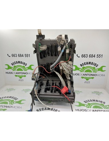 [95644] CAJA RELES / FUSIBLES - RENAULT PREMIUM...