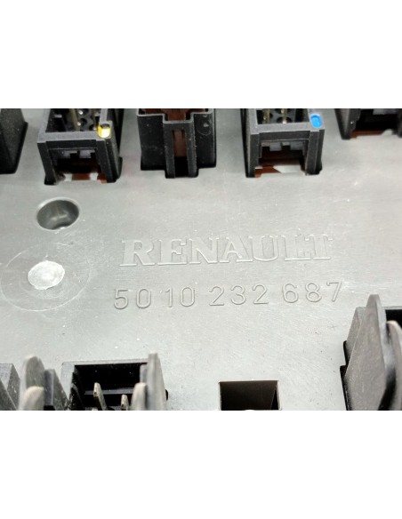 [95644] CAJA RELES / FUSIBLES - RENAULT PREMIUM DISTRIBUTION (01/2005 - 12/2013)