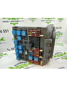 [91667] CAJA RELES / FUSIBLES - RENAULT HR 400.18 / 26... 2