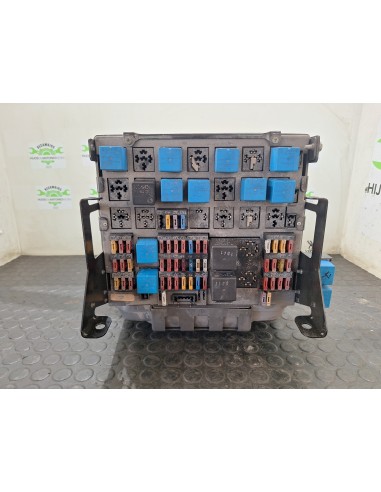 [106212] CAJA RELES / FUSIBLES - DAF SERIE...