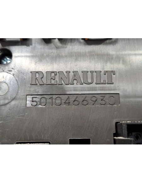 [106212] CAJA RELES / FUSIBLES - DAF SERIE LF55.XXX DESDE 06