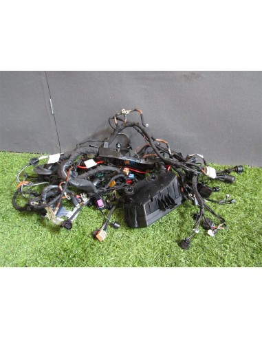 [93626] CAJA RELES / FUSIBLES - VOLKSWAGEN GOLF...