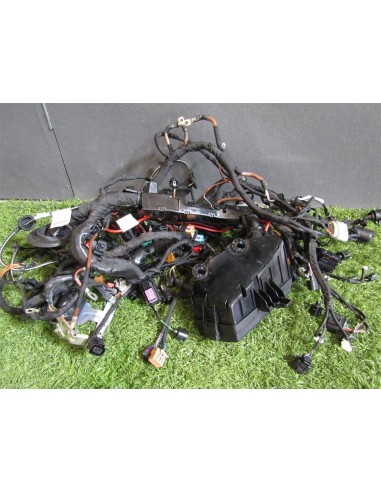 [93626] CAJA RELES / FUSIBLES - VOLKSWAGEN GOLF...