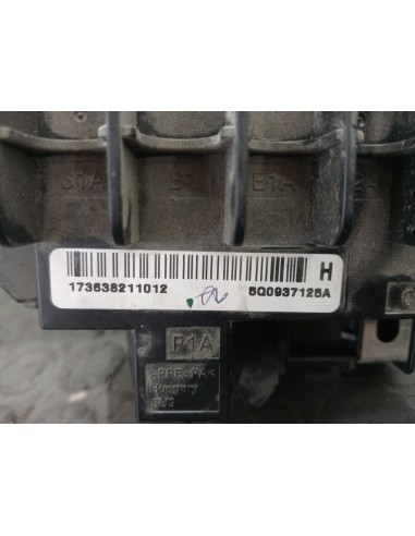 [106250] CAJA RELES / FUSIBLES - VOLKSWAGEN...