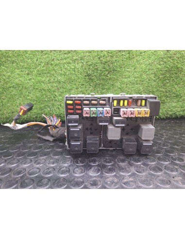[101861] CAJA RELES / FUSIBLES - FORD TRANSIT...