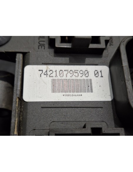 [105024] CAJA RELES / FUSIBLES - VOLVO FM XXX