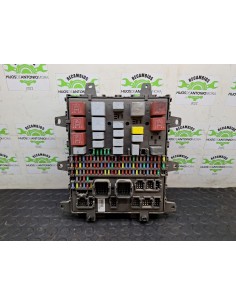 [105024] CAJA RELES / FUSIBLES - VOLVO FM XXX 2
