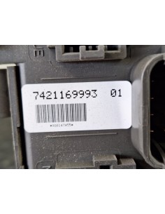 [102047] CAJA RELES / FUSIBLES - RENAULT PREMIUM ROUTE...