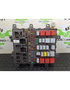 [102047] CAJA RELES / FUSIBLES - RENAULT PREMIUM ROUTE... 2