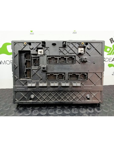 [97863] CAJA RELES / FUSIBLES - MERCEDES ACTROS 5 L-FAHRERHAUS 2-ACHSER BM 963