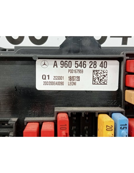 [95750] CAJA RELES / FUSIBLES - MERCEDES ACTROS 5 L-FAHRERHAUS 2-ACHSER BM 963