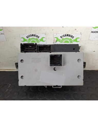 [95466] CAJA RELES / FUSIBLES - IVECO DAILY...