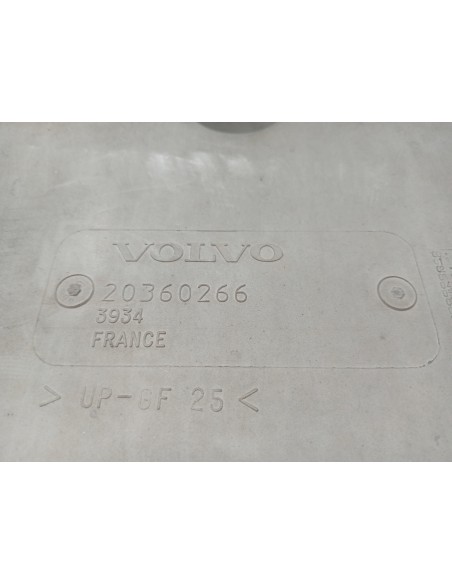 [106303] CALANDRA DELANTERA - VOLVO FH 12 2002 - (01/2002 - 01/2006)