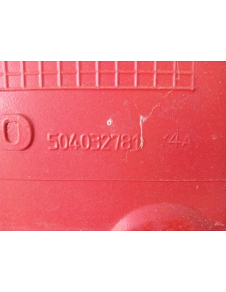 [102908] CALANDRA DELANTERA - IVECO EUROCARGO TECTOR (01/2001 - 12/2003)