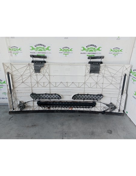 [105192] CALANDRA DELANTERA - NISSAN ATLEON