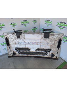 [101870] CALANDRA DELANTERA - NISSAN ATLEON 2