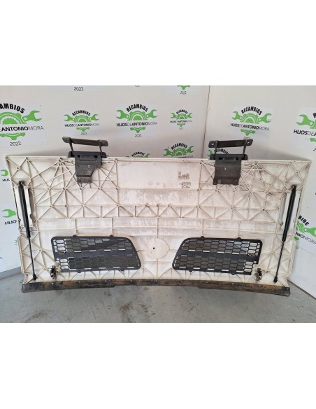 [103566] CALANDRA DELANTERA - NISSAN ATLEON