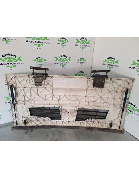 [103567] CALANDRA DELANTERA - NISSAN ATLEON