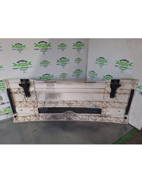 [105929] CALANDRA DELANTERA - RENAULT PREMIUM DISTRIBUTION (01/2005 - 12/2013)