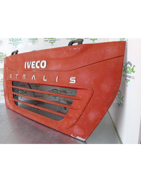 [95912] CALANDRA SUPERIOR - IVECO STRALIS (AS) (01/2012 - 01/2019)