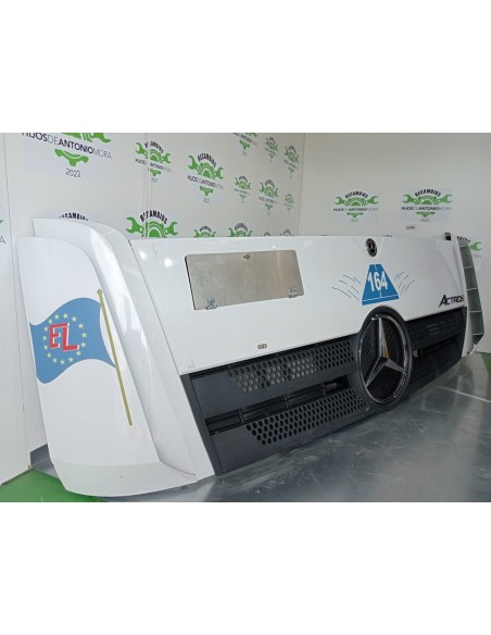 [95778] CALANDRA SUPERIOR - MERCEDES ACTROS 5 L-FAHRERHAUS 2-ACHSER BM 963