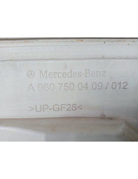 [95778] CALANDRA SUPERIOR - MERCEDES ACTROS 5 L-FAHRERHAUS 2-ACHSER BM 963