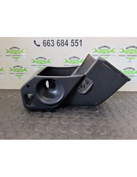 [103421] CARCASA VOLANTE - MERCEDES MB 100 D CAJA CERRADA / COMBI (01/1987 - 01/1995)