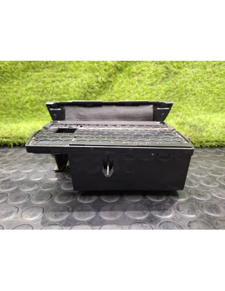 [99682] CENICERO - VOLKSWAGEN GOLF VII LIM. (01/2012 - 12/2017)