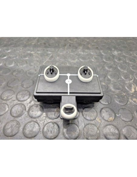 [100303] CENTRALITA CIERRE - VOLKSWAGEN T-ROC (01/2017 - 12/2020)