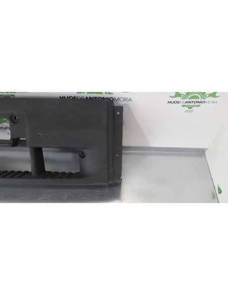 [95114] CENTRO PARAGOLPE - MERCEDES ATEGO 3 4X2 BM 967 (01/2013 - 12/2020)