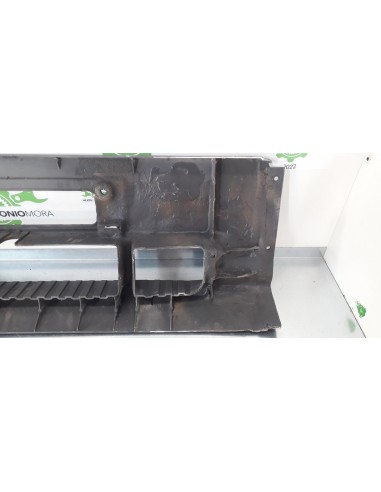 [95114] CENTRO PARAGOLPE - MERCEDES ATEGO 3 4X2...