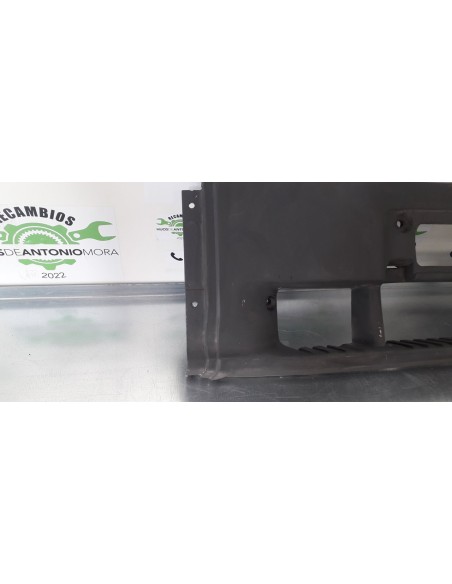 [95114] CENTRO PARAGOLPE - MERCEDES ATEGO 3 4X2 BM 967 (01/2013 - 12/2020)